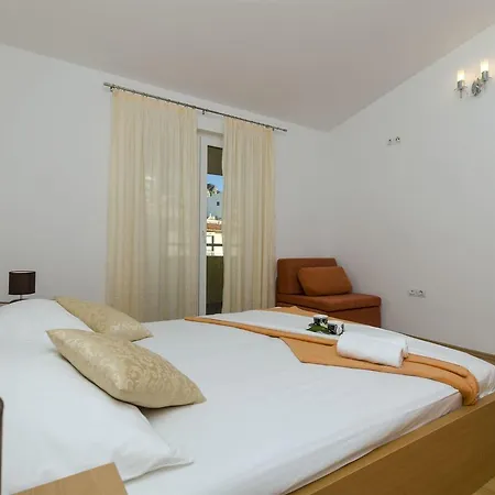Apartments Srecko Duce Exterior photo